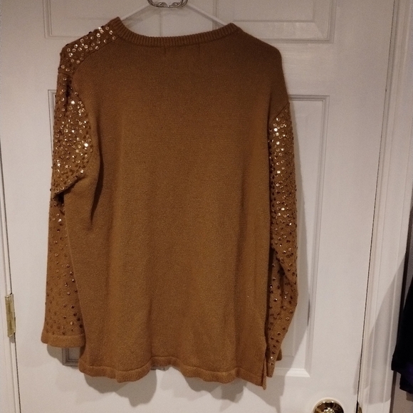 Silhouettes woman's gold sparkle long sleeve sweater. XL - Picture 6 of 6